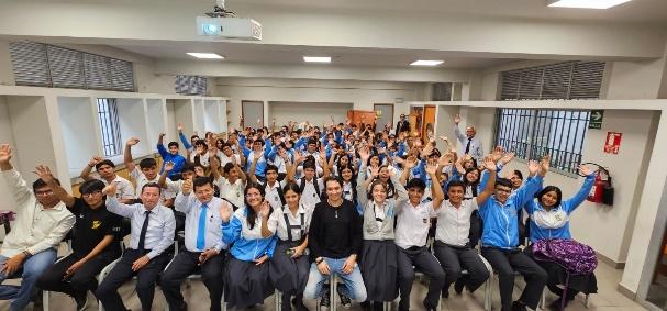 Visita al Colegio Carlos Olivares